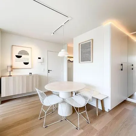 Apartment Cosy Penthouse Op Toplocatie Met Parking